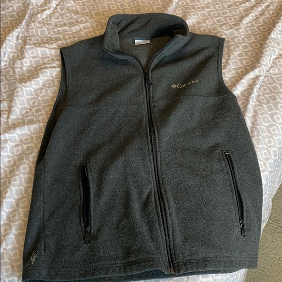 grey columbia vest
